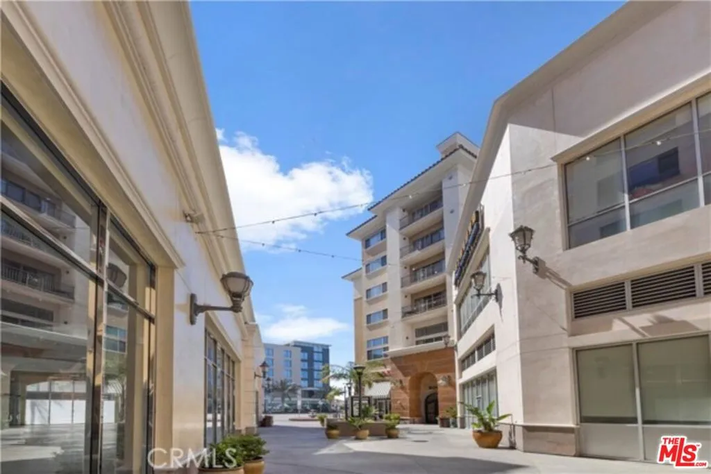 600 N Atlantic Boulevard 207, Monterey Park, California 91754 home-pic-22